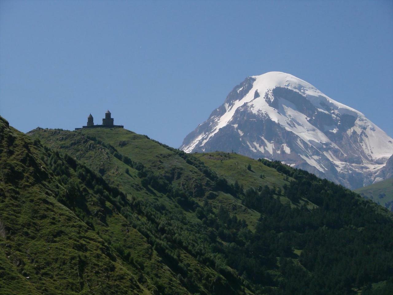 Sabuka Qushashvili Otel Kazbegi Dış mekan fotoğraf